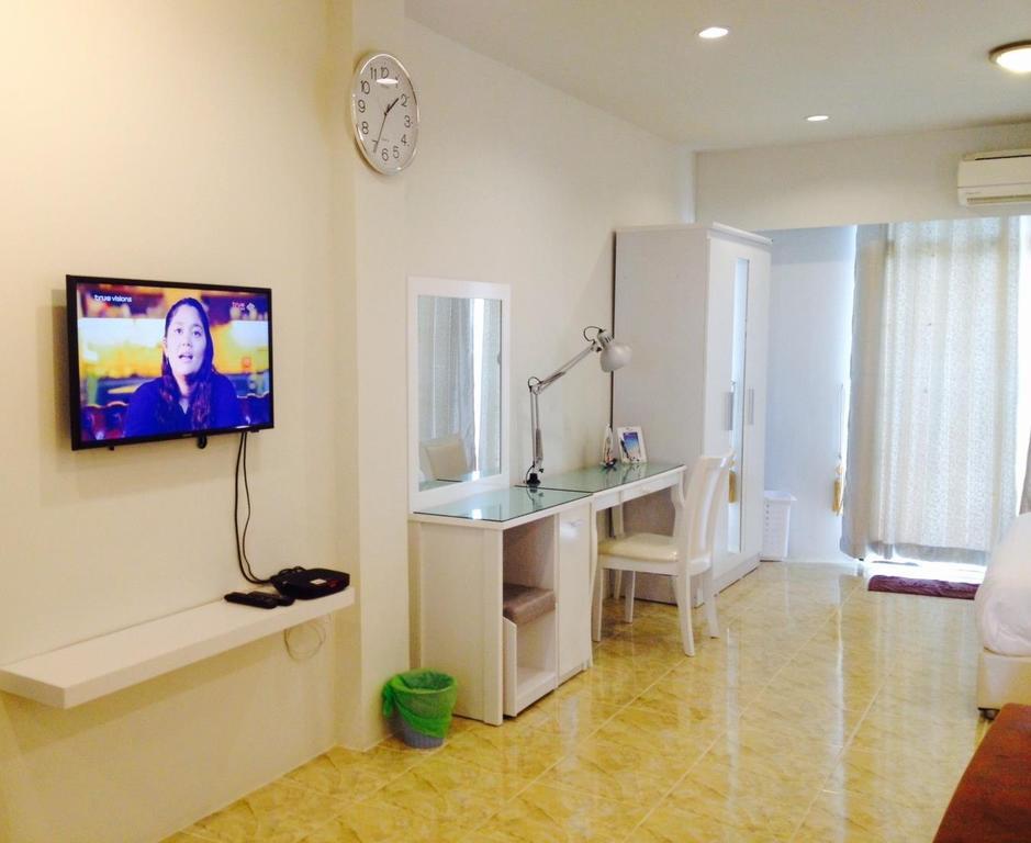 108Beds Hostel Si Racha Εξωτερικό φωτογραφία